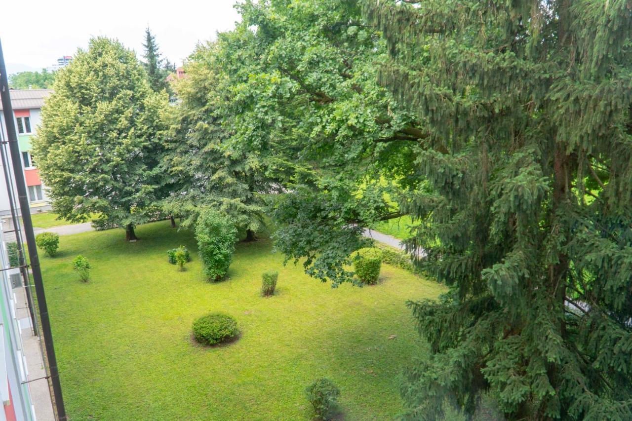 Dijaski Dom Bezigrad Ljubljana Hostel Luaran gambar