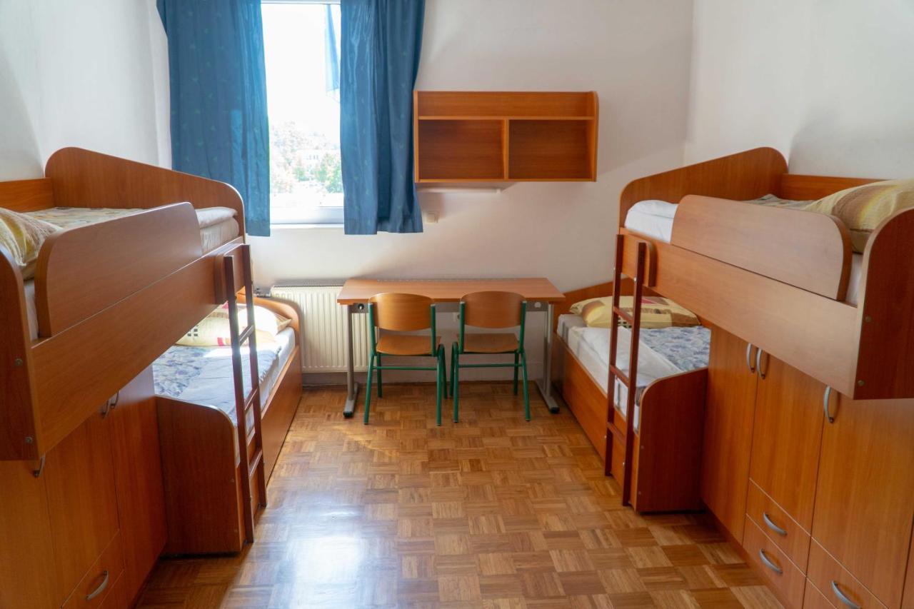 Dijaski Dom Bezigrad Ljubljana Hostel Luaran gambar
