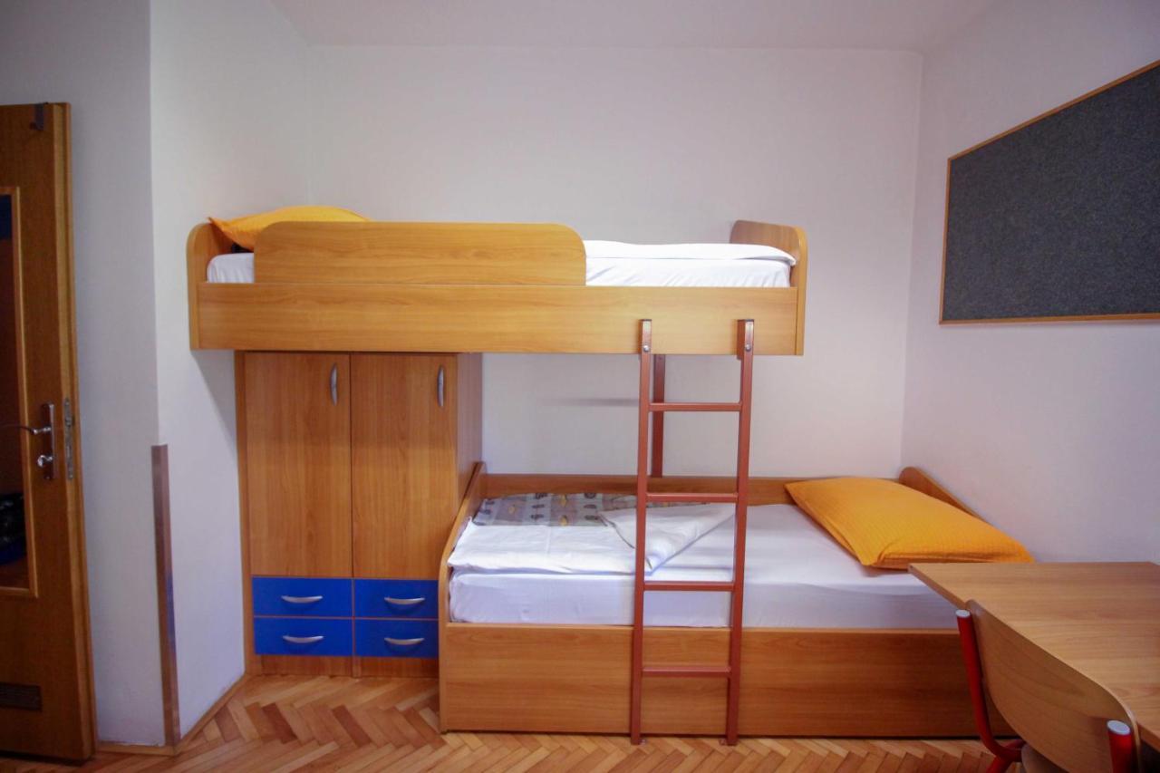 Dijaski Dom Bezigrad Ljubljana Hostel Luaran gambar